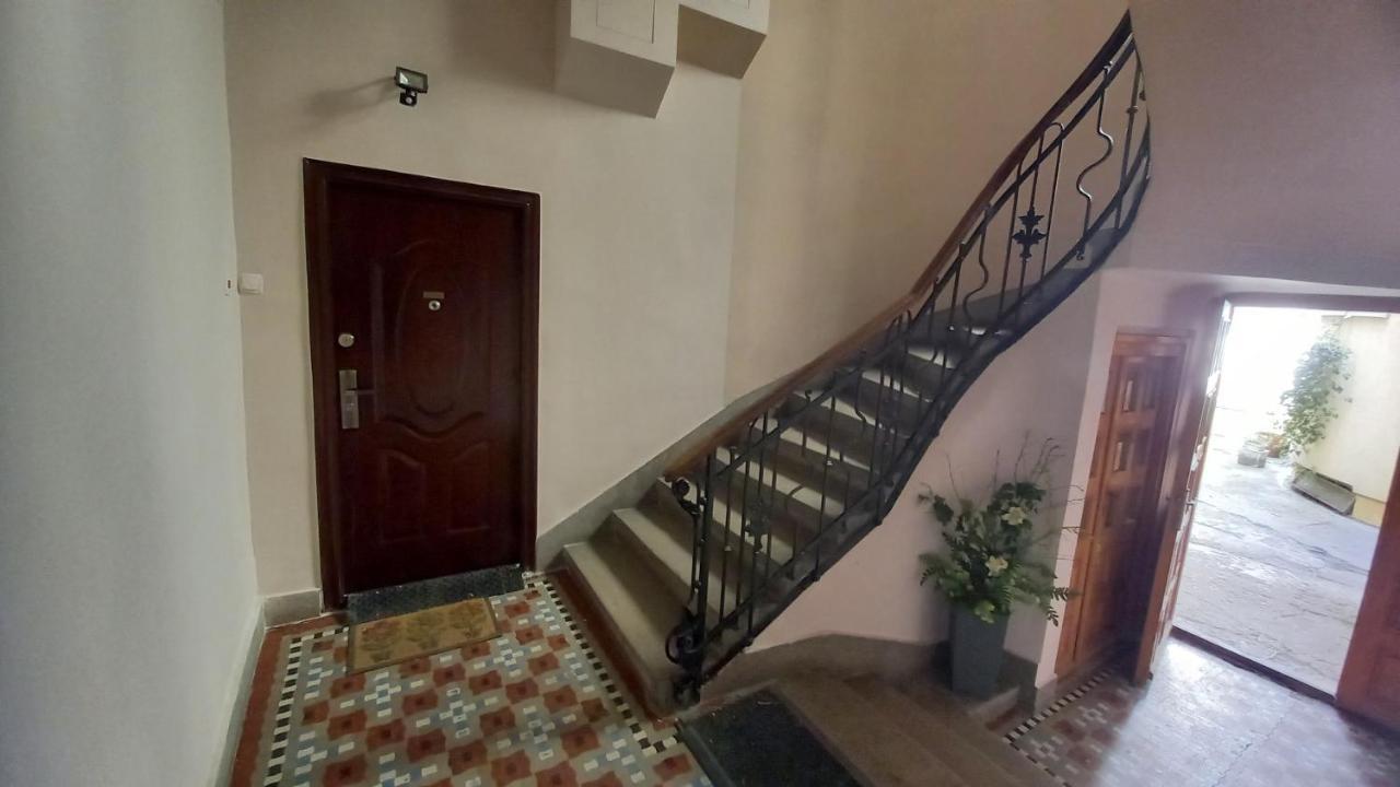Fortress 1: Quiet, Lux 50M2 , Apartment In The Pedestrian Zone Belgrad Zewnętrze zdjęcie